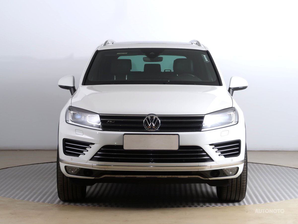 Volkswagen Touareg, 2017 - pohled č. 2