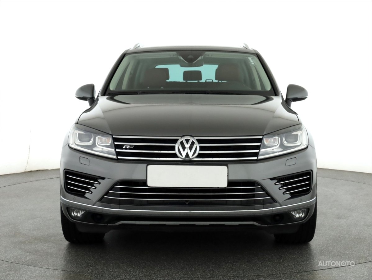 Volkswagen Touareg, 2017 - pohled č. 2