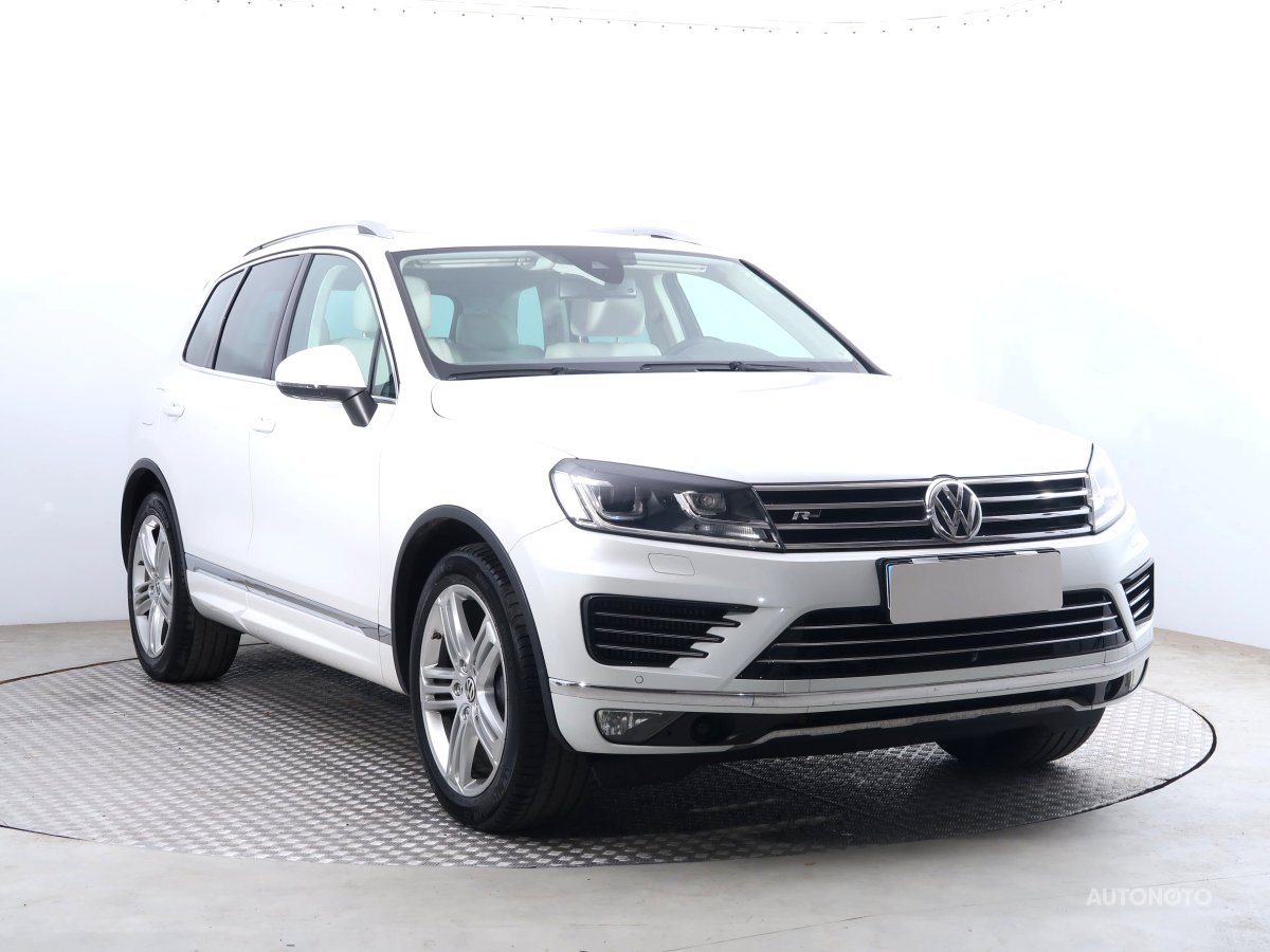 Volkswagen Touareg, 2015 - celkový pohled