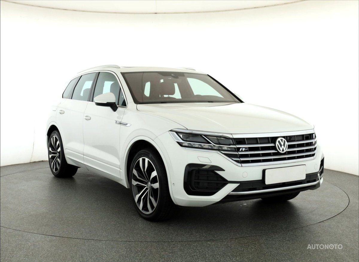 Volkswagen Touareg, 2018 - celkový pohled