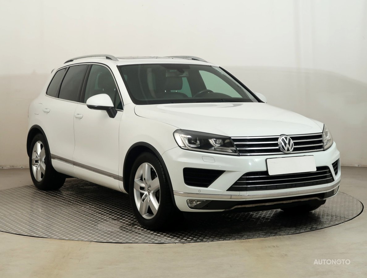 Volkswagen Touareg, 2015 - celkový pohled