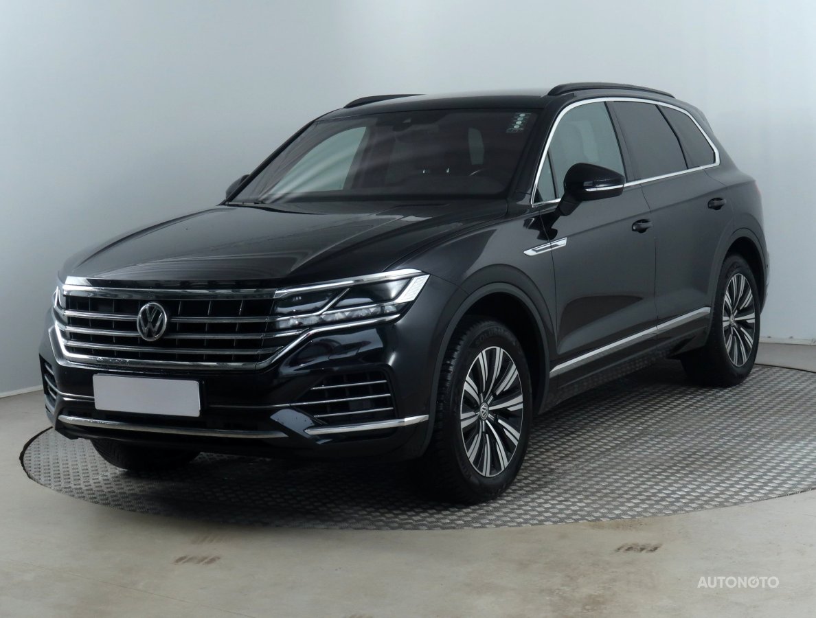 Volkswagen Touareg, 2018 - pohled č. 3