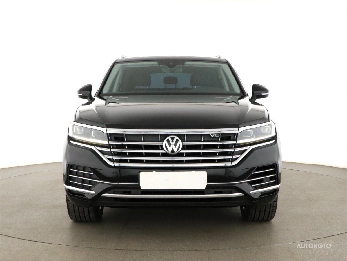 Volkswagen Touareg, 2018 - pohled č. 2