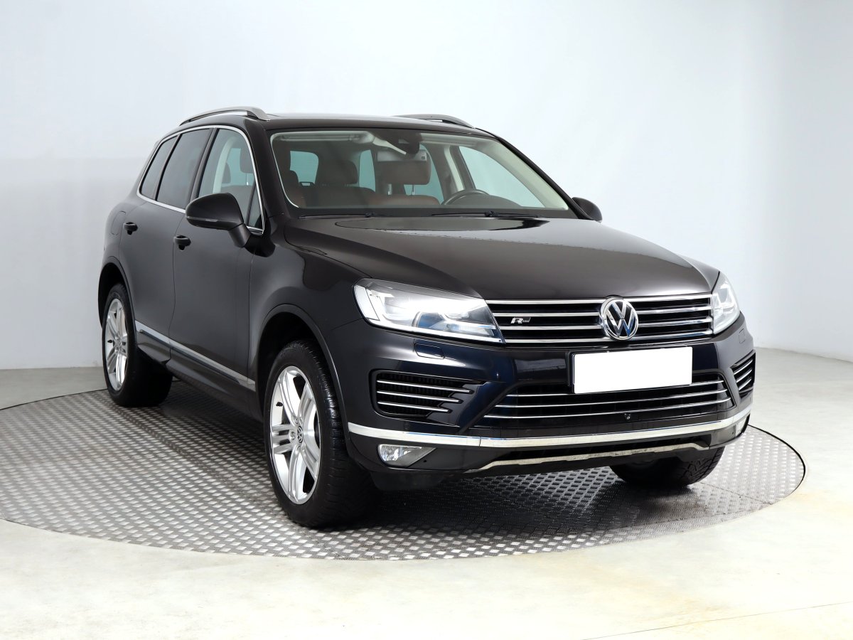 Volkswagen Touareg, 2015 - celkový pohled