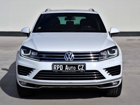 Volkswagen Touareg, 2015 - pohled č. 2