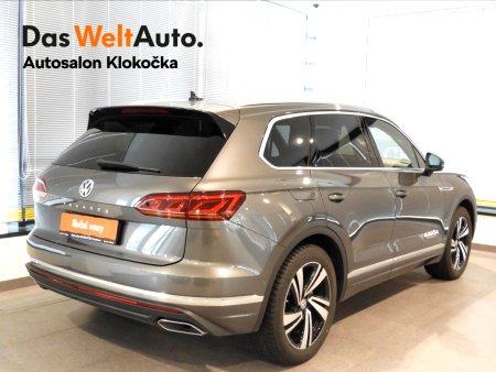 Volkswagen Touareg, 2019 - pohled č. 2