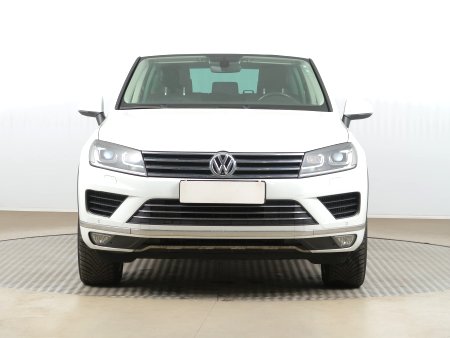Volkswagen Touareg, 2017 - pohled č. 2