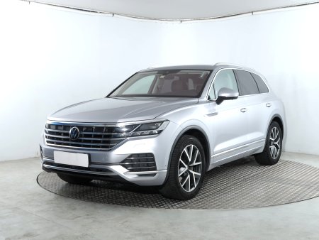 Volkswagen Touareg, 2021 - pohled č. 3