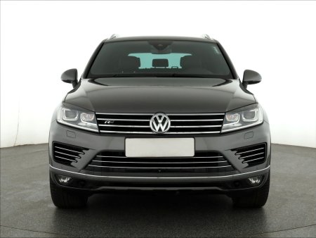 Volkswagen Touareg, 2017 - pohled č. 2