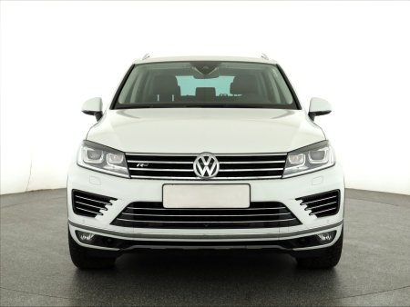 Volkswagen Touareg, 2017 - pohled č. 2