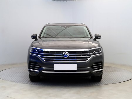 Volkswagen Touareg, 2018 - pohled č. 2