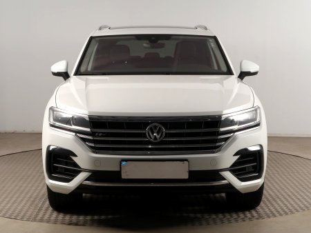 Volkswagen Touareg, 2018 - pohled č. 2