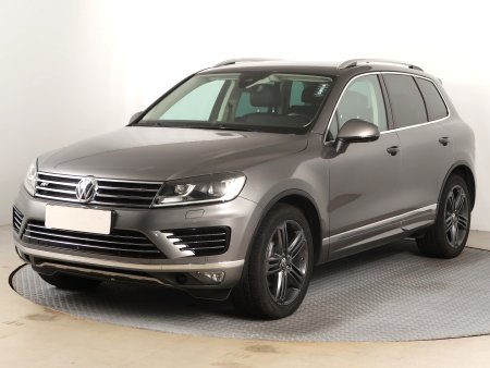 Volkswagen Touareg, 2017 - pohled č. 3