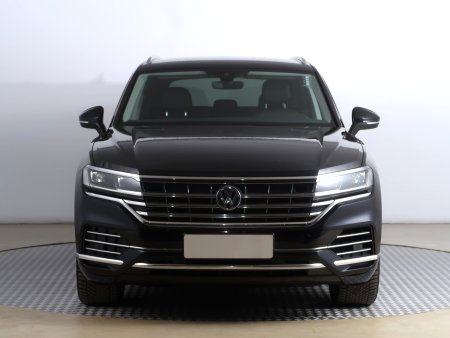Volkswagen Touareg, 2018 - pohled č. 2