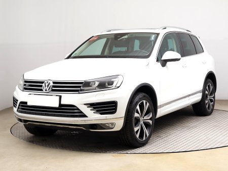 Volkswagen Touareg, 2018 - pohled č. 3
