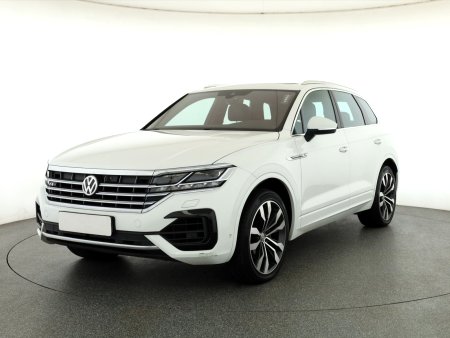 Volkswagen Touareg, 2018 - pohled č. 3