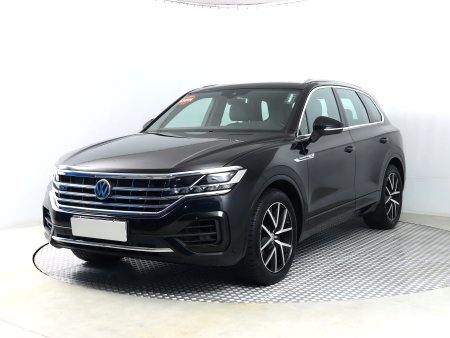 Volkswagen Touareg, 2019 - pohled č. 3