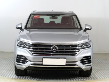 Volkswagen Touareg, 2018 - pohled č. 2