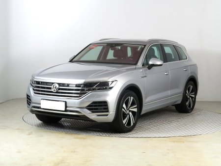 Volkswagen Touareg, 2018 - pohled č. 3