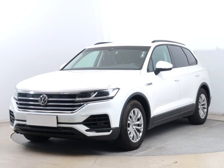 Volkswagen Touareg, 2019 - pohled č. 3