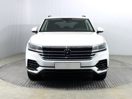 Volkswagen Touareg, 2020 - pohled č. 2