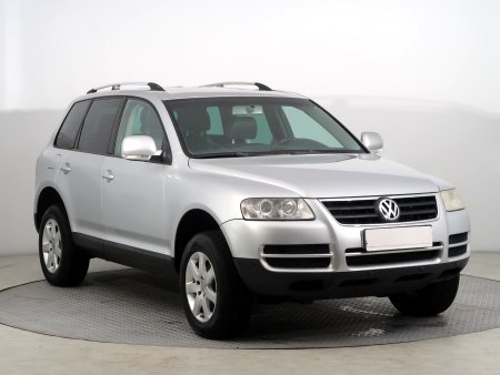 Volkswagen Touareg, 2004