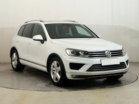 Volkswagen Touareg, 2015