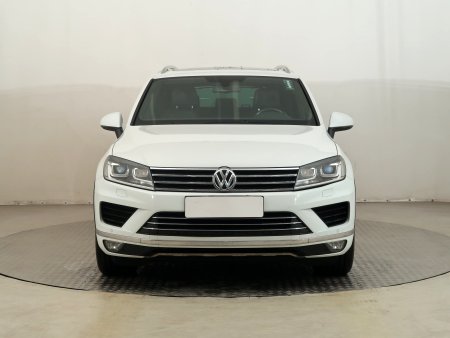Volkswagen Touareg, 2015 - pohled č. 2