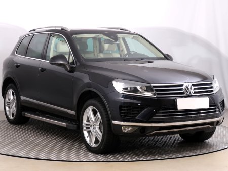 Volkswagen Touareg, 2015