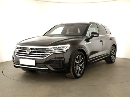 Volkswagen Touareg, 2021 - pohled č. 3