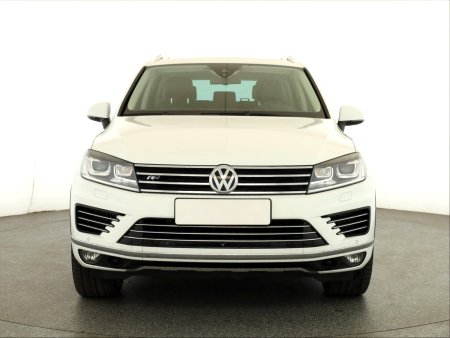 Volkswagen Touareg, 2015 - pohled č. 2