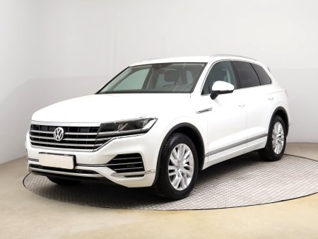Volkswagen Touareg, 2019 - pohled č. 3