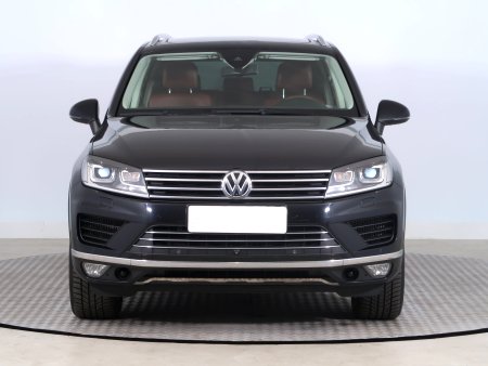 Volkswagen Touareg, 2015 - pohled č. 2