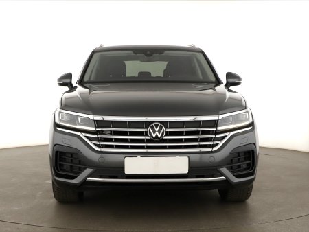 Volkswagen Touareg, 2022 - pohled č. 2