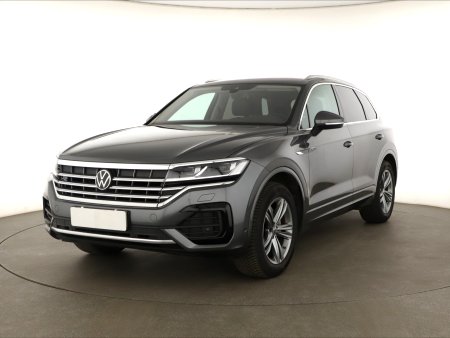 Volkswagen Touareg, 2022 - pohled č. 3