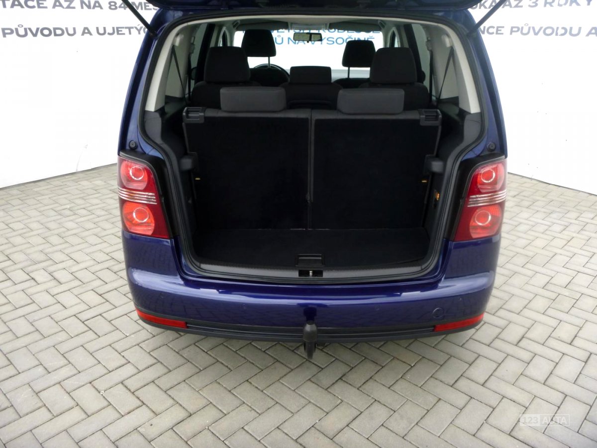 Volkswagen Touran, 2007 - pohled č. 8