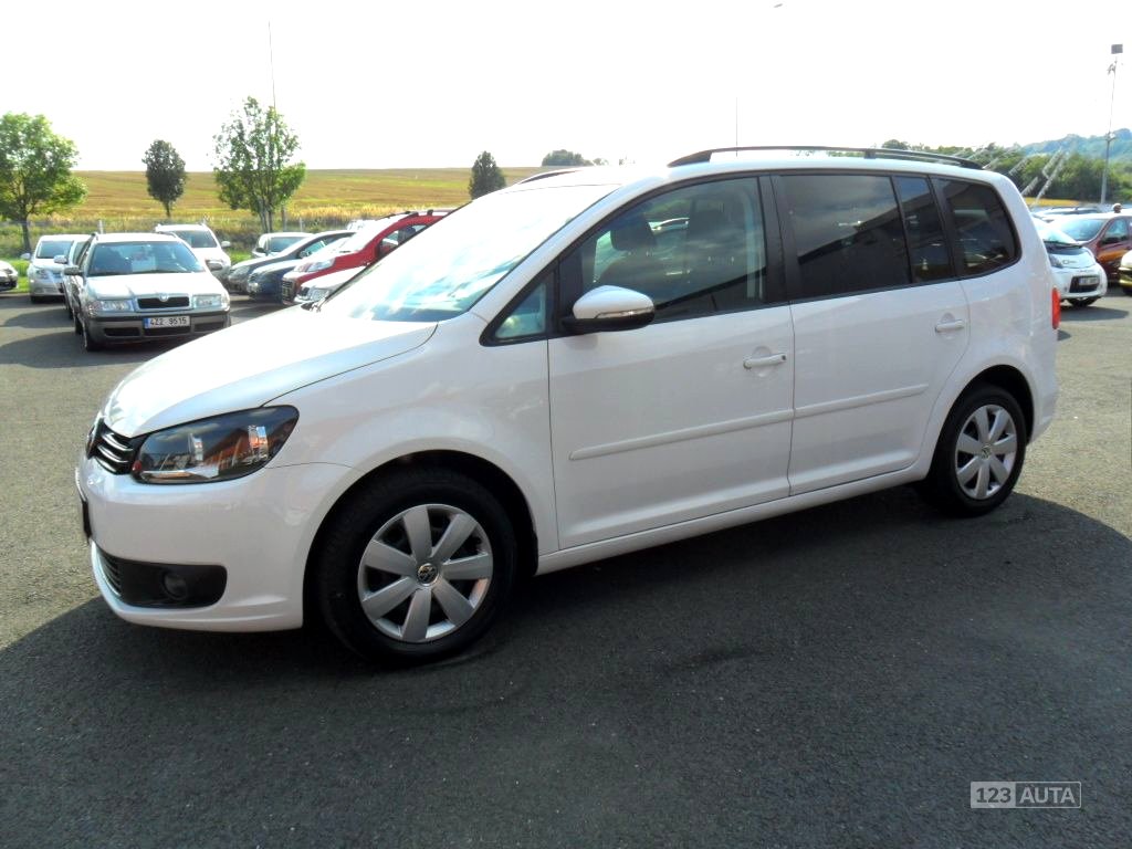 Volkswagen Touran, 2012 - pohled č. 9
