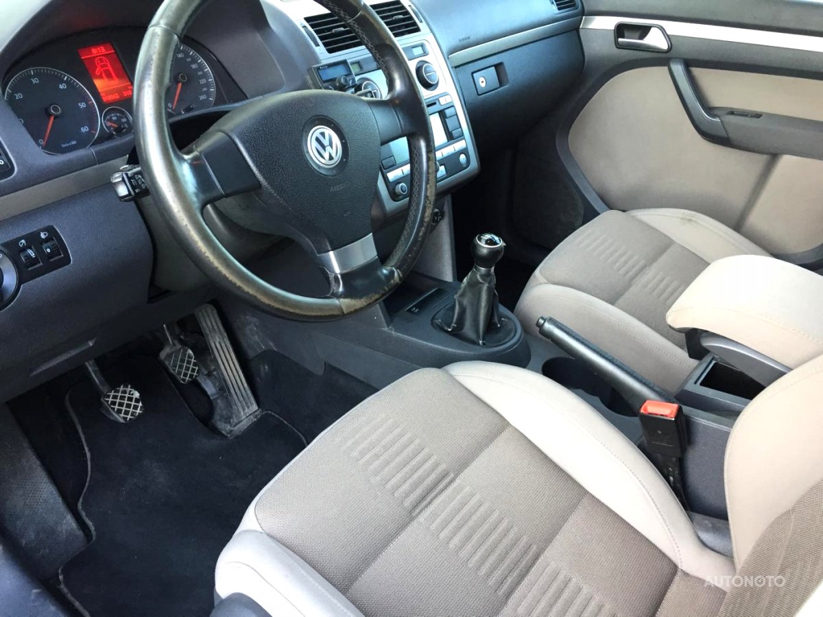 Volkswagen Touran, 2007 - pohled č. 9