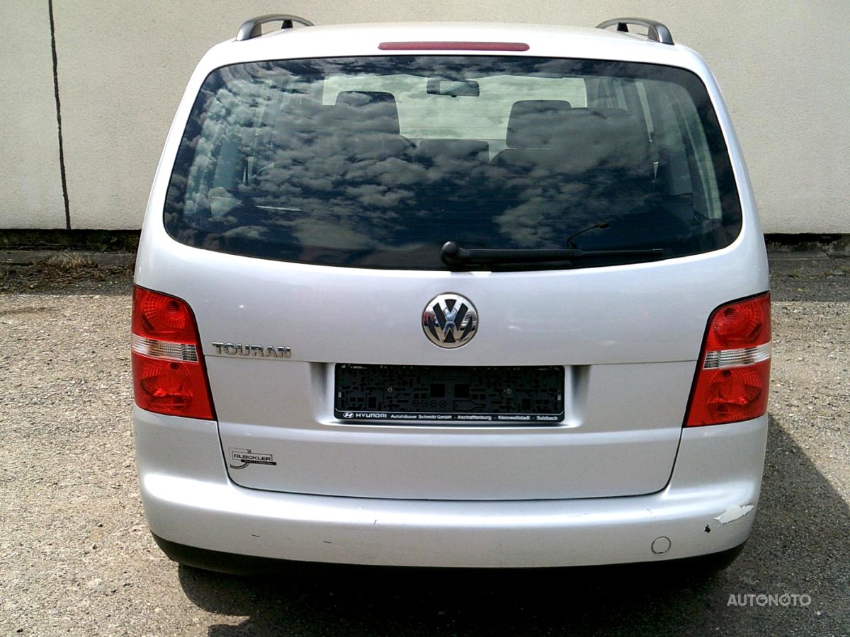 Volkswagen Touran, 2004 - pohled č. 5
