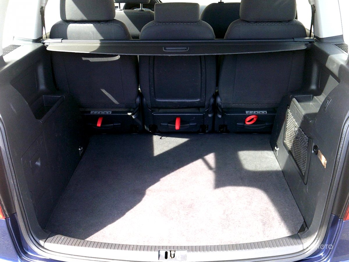 Volkswagen Touran, 2004 - pohled č. 9