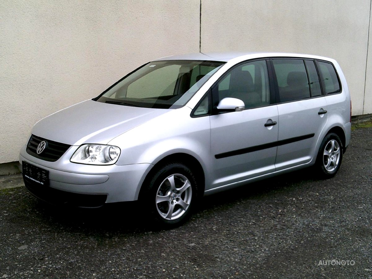 Volkswagen Touran, 2004 - celkový pohled