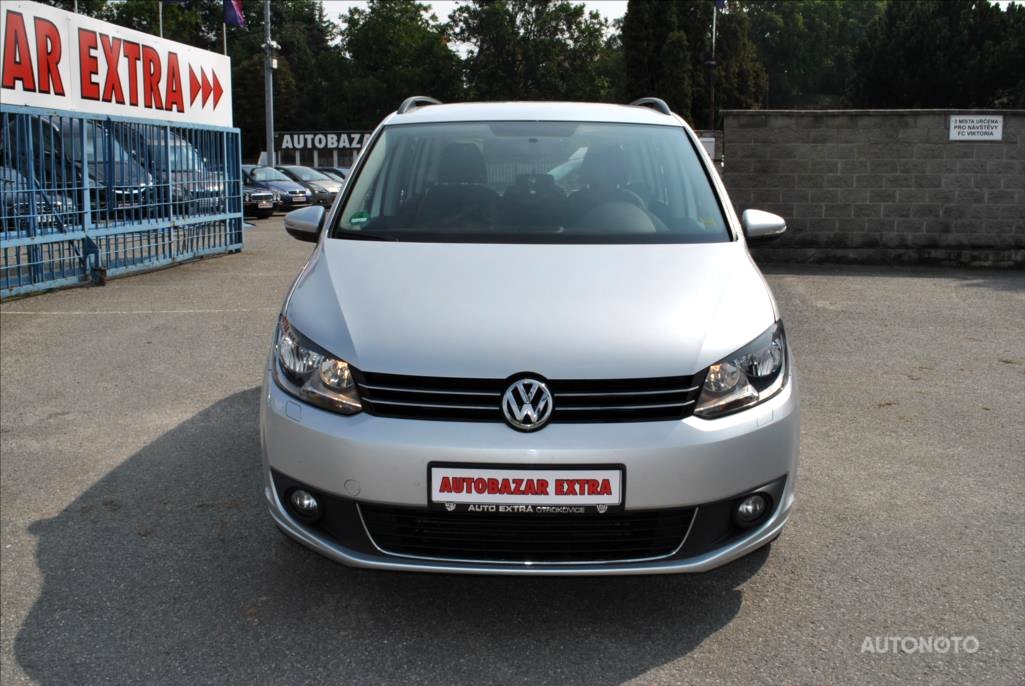 Volkswagen Touran, 2014 - pohled č. 2