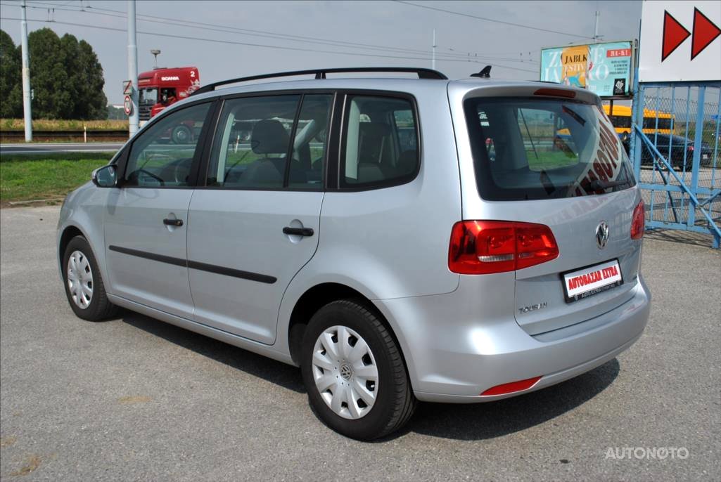 Volkswagen Touran, 2014 - pohled č. 7