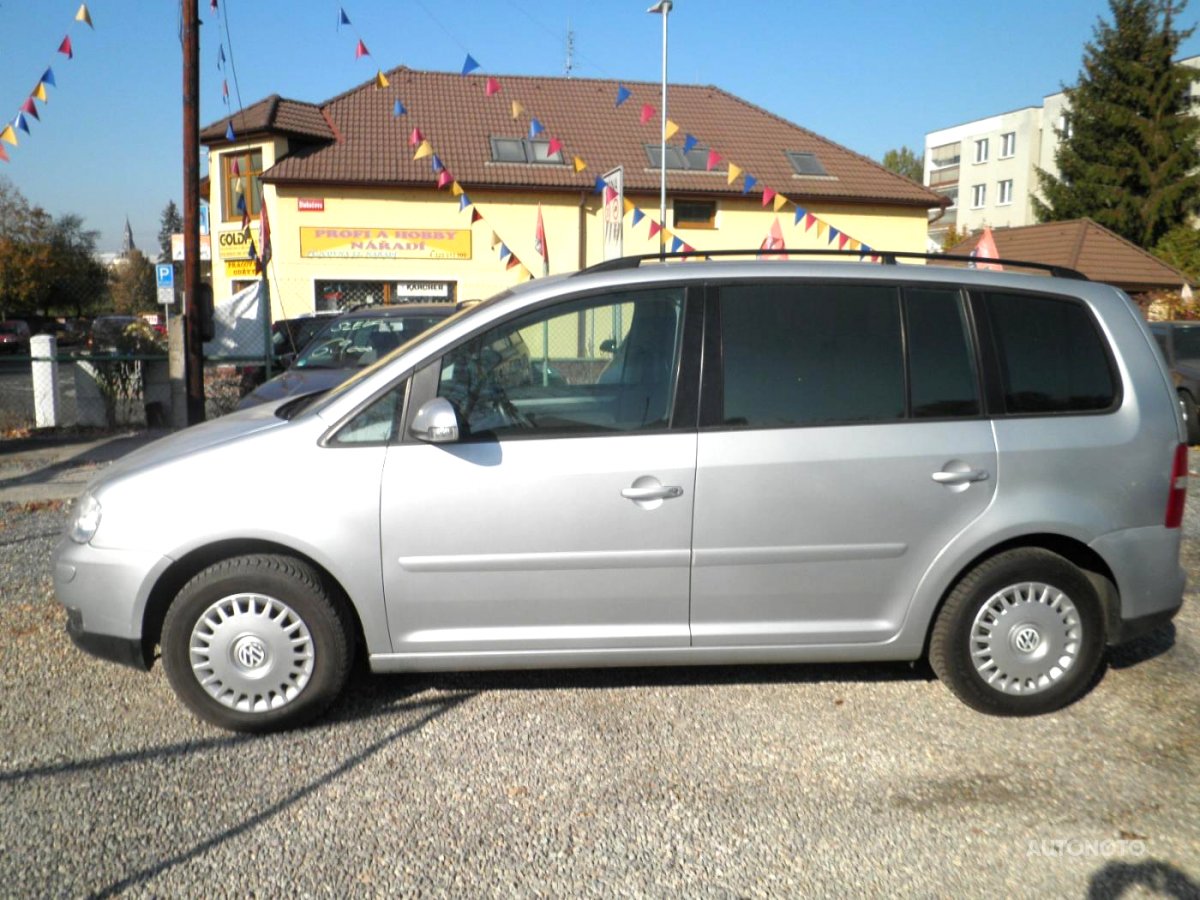 Volkswagen Touran, 2004 - pohled č. 5