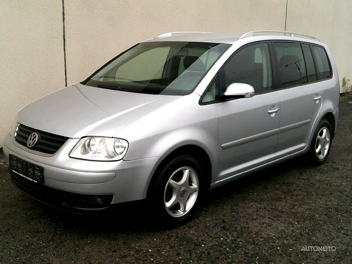 Volkswagen Touran, 2004 - celkový pohled