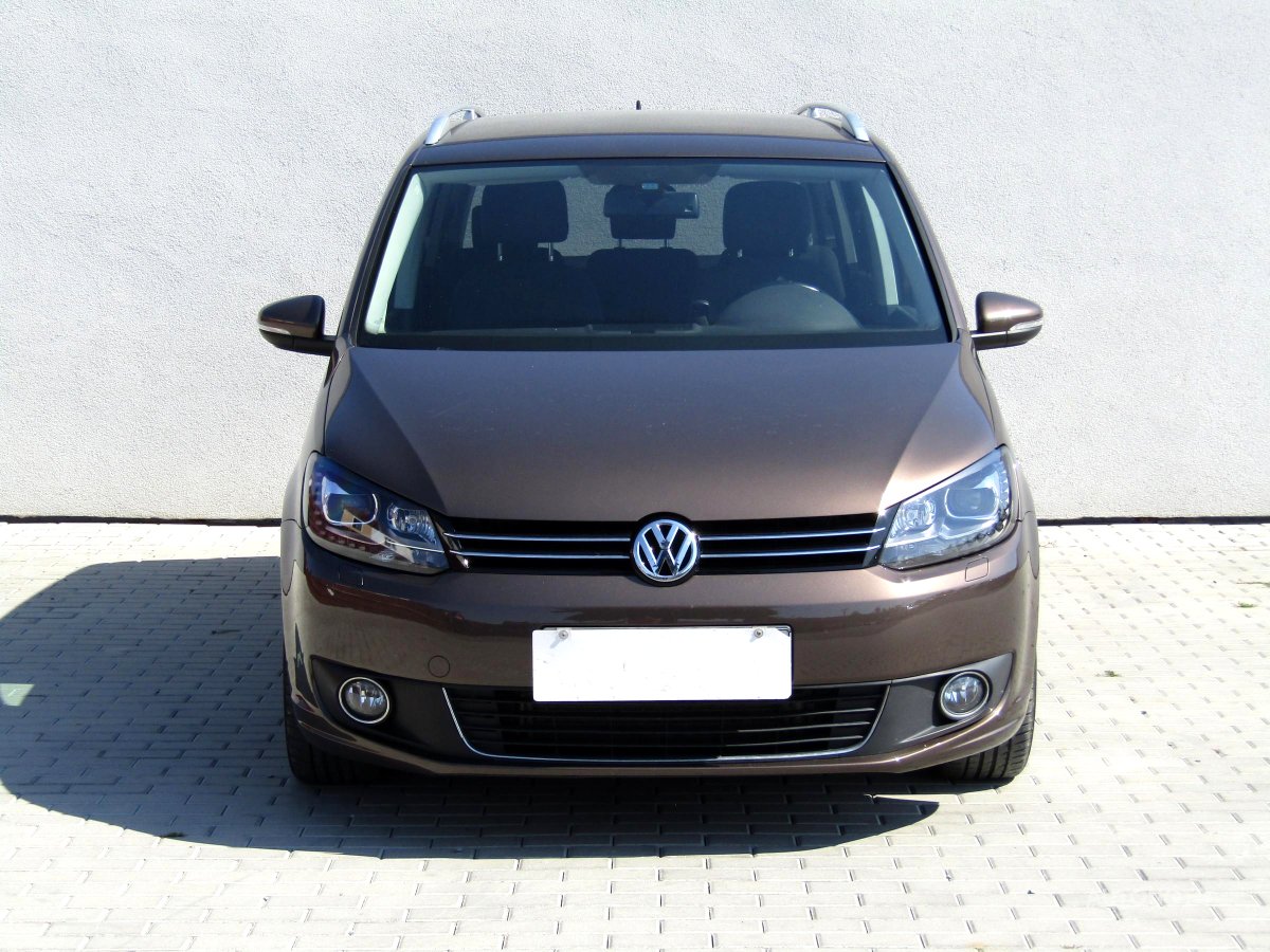 Volkswagen Touran, 2013 - pohled č. 2
