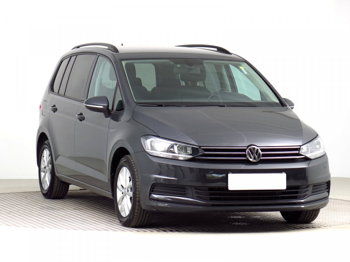 Volkswagen Touran, 2016 - pohled č. 1