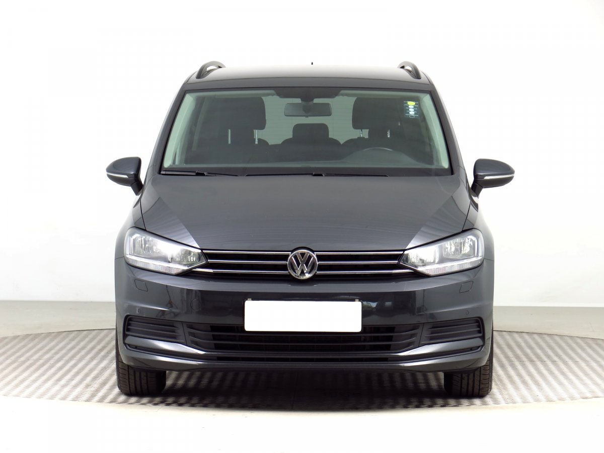 Volkswagen Touran, 2016 - pohled č. 2
