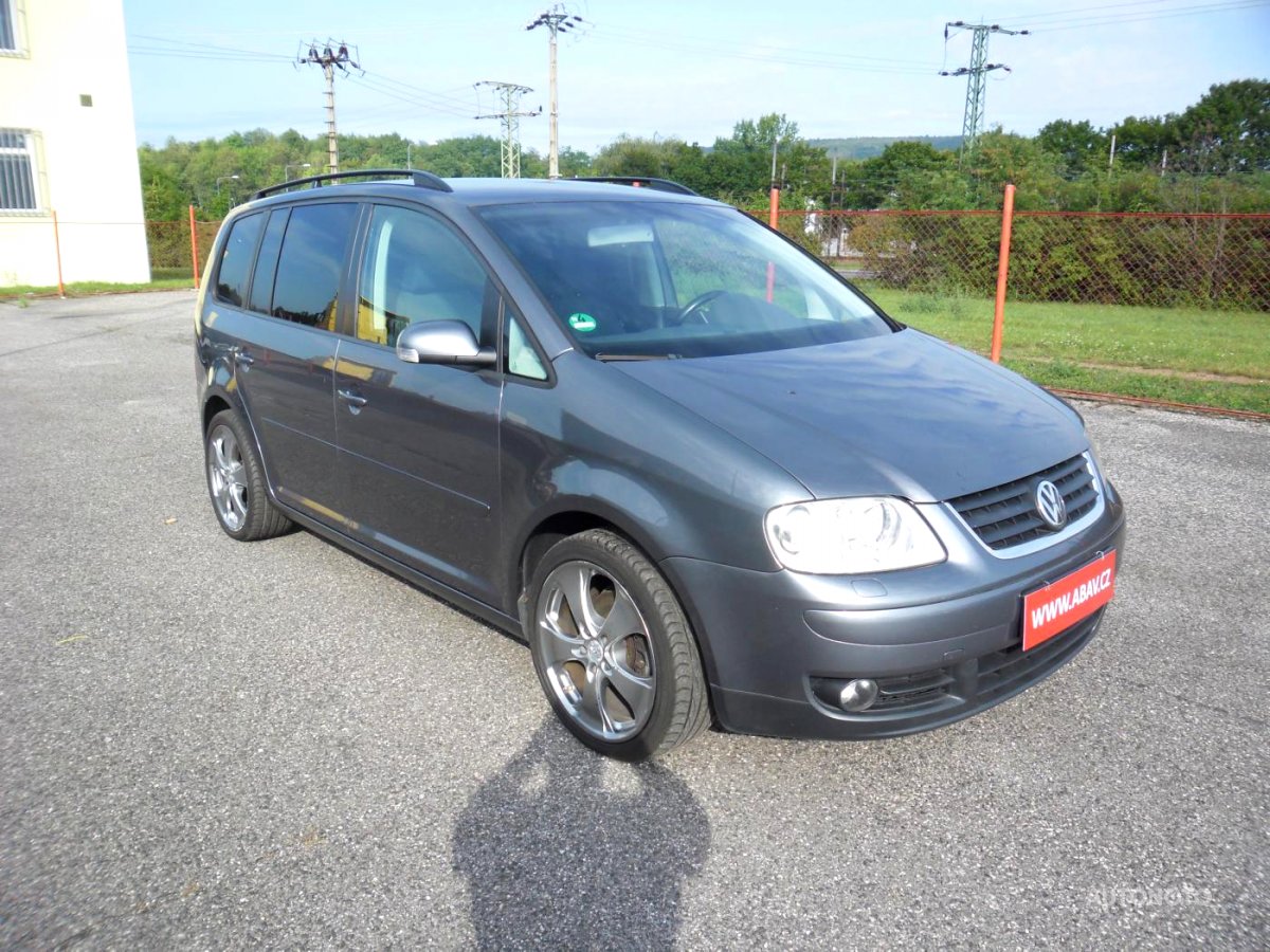 Volkswagen Touran, 2006 - celkový pohled
