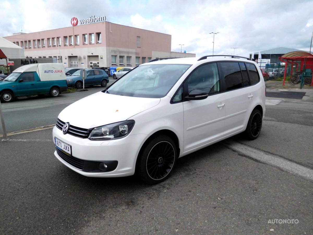 Volkswagen Touran, 2013 - pohled č. 2